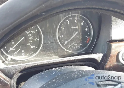 2011 BMW 328I xDrive z USA, uszkodzony, nr VIN WBAPK5C58BA660441